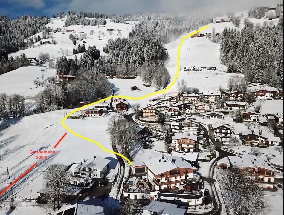 Luxus Ferienwohnung Almhütte Brixen im Thale Exterior foto